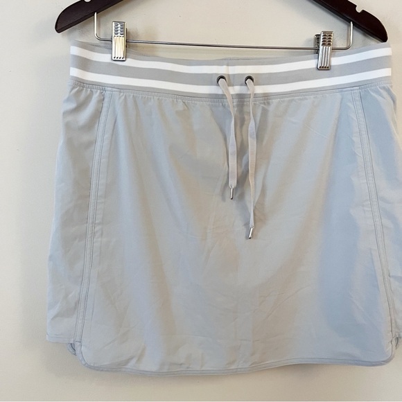 Athleta Sonara Athletic Skort Size 12 Gray Polyester Spandex Style 489466 - Picture 2 of 9
